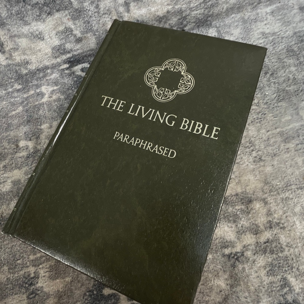 The Living Bible Paraphrased Tyndale‎ House Publishers 1973 Printing Hardcover